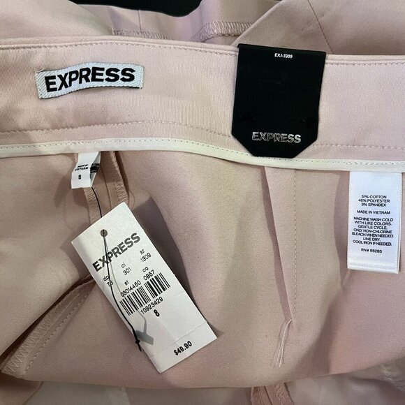 EXPRESS Women's Light Pink Side Zip Shorts - Size 8 - NWT $49.90 - Picture 2 of 3